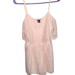 Rue21 Soft Cream Lace Top